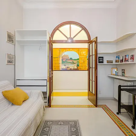 S.pietro Elvira's Retro Daire