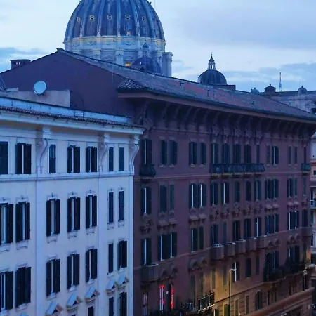 S.pietro Elvira's Retro Διαμέρισμα *